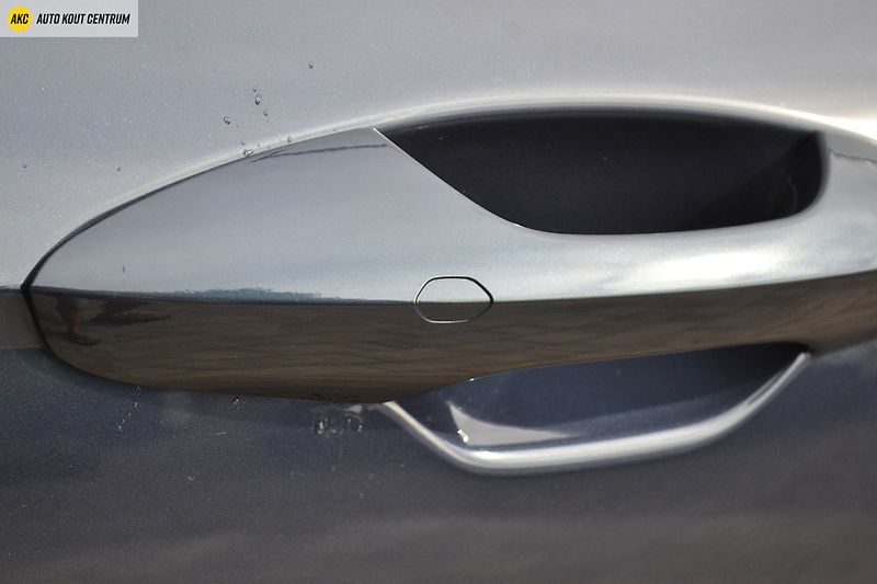 Hyundai Kona 1,6 T-GDI 2WD DCT SMART TECHNO - fotka 13 z 50