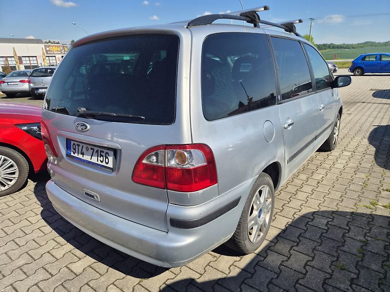 Ford Galaxy 1,9 TDI - fotka 3 z 11