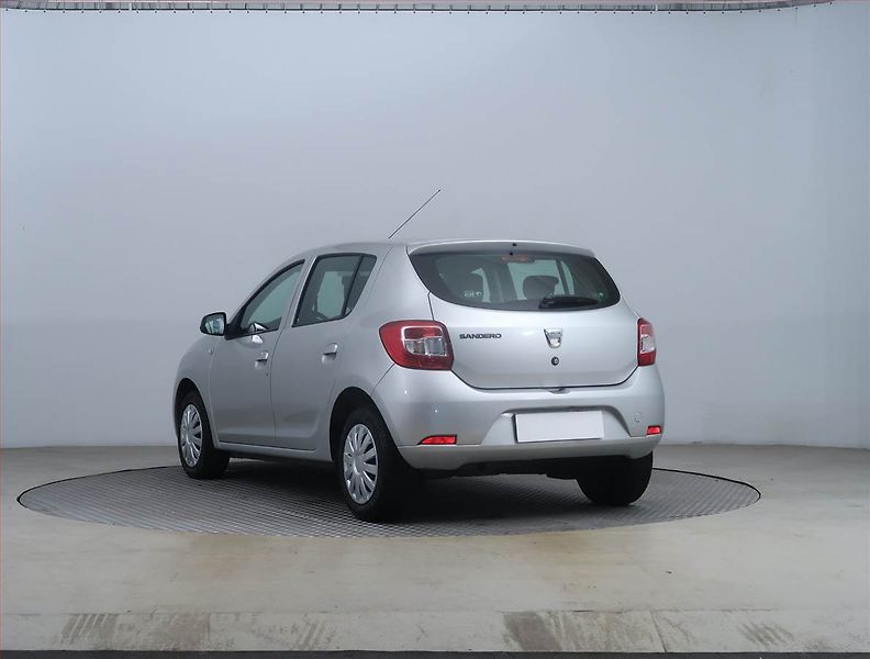 Dacia Sandero (2013) 0.9 TCe, ČR,1.maj, Navi - fotka 4 z 14