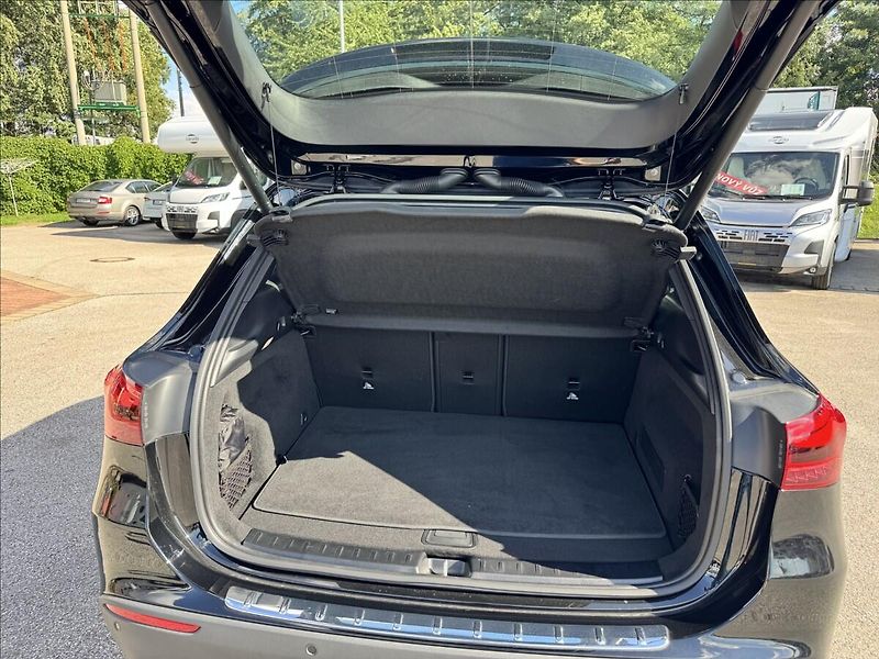 Mercedes-Benz GLA 1,3   200 - fotka 5 z 13