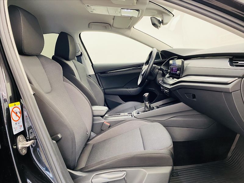 Škoda Octavia 1,5 TSI 110kW Ambition Plus - fotka 8 z 24