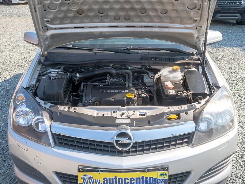 Opel Astra (2007) 1.4i 63KW KUPÉ – SERVISKA - fotka 33 z 40