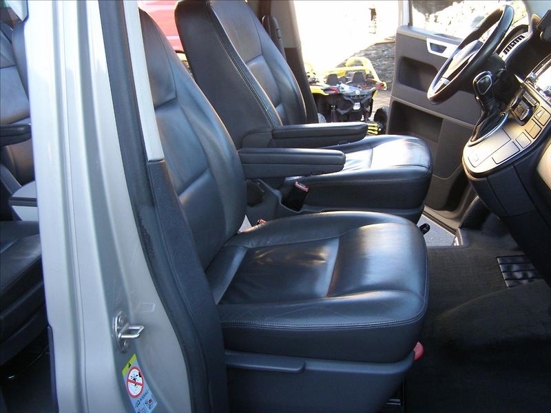 Volkswagen Multivan 2,0   2xsoupacky 180 PS - fotka 33 z 41