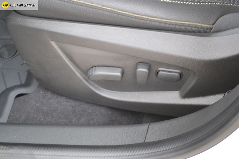 Renault Arkana Techno mild hybrid 140 EDC - fotka 23 z 49