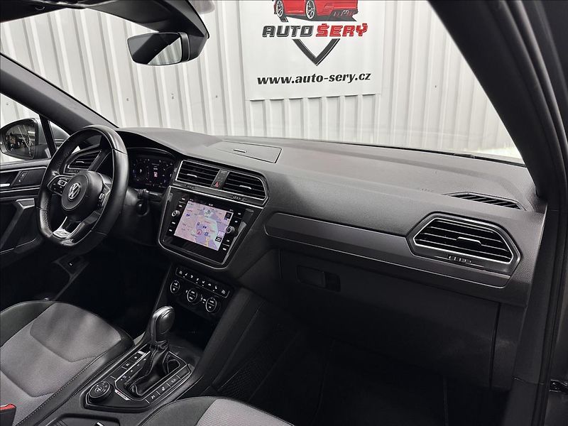 Volkswagen Tiguan Allspace 2.0TSI  4MOTION R-LINE 67KM! - fotka 41 z 48