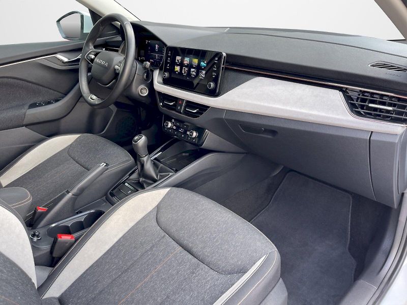 Škoda Scala (2025) 1.0 TSI 85kW Top Selection - fotka 21 z 35
