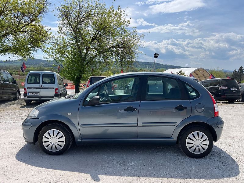 Citroën C3 1.4i - fotka 3 z 14