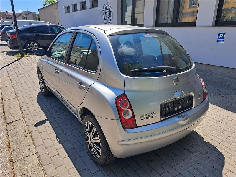 Nissan Micra 1,2 i Visia - fotka 9 z 40