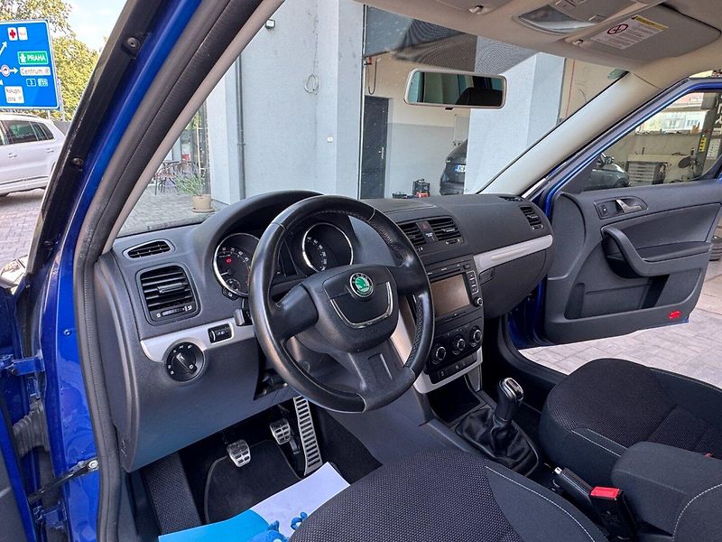 Škoda Yeti (2012) 2.0 TDi, 4x4, nájezd 84.tisíc - fotka 17 z 33