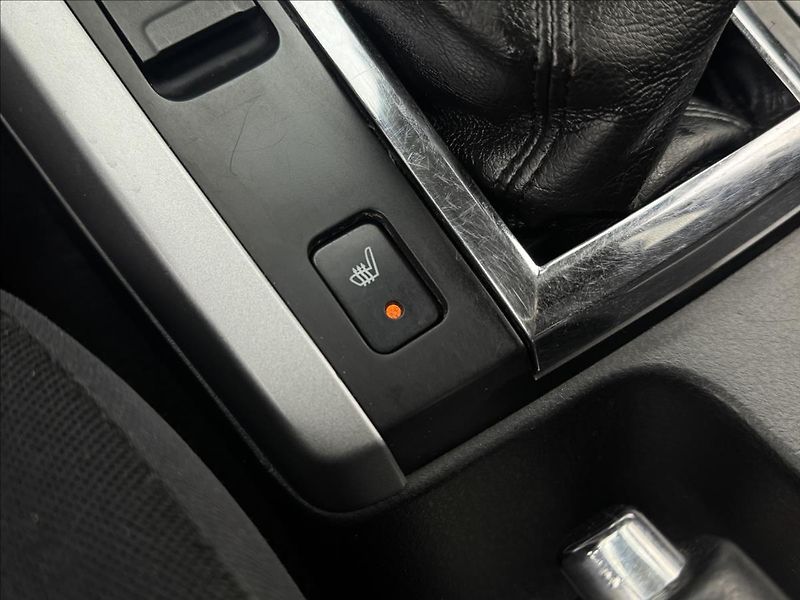 Suzuki Grand Vitara 1,9 4X4 TAŽNÉ CZ VELKÝ SERVIS - fotka 16 z 26