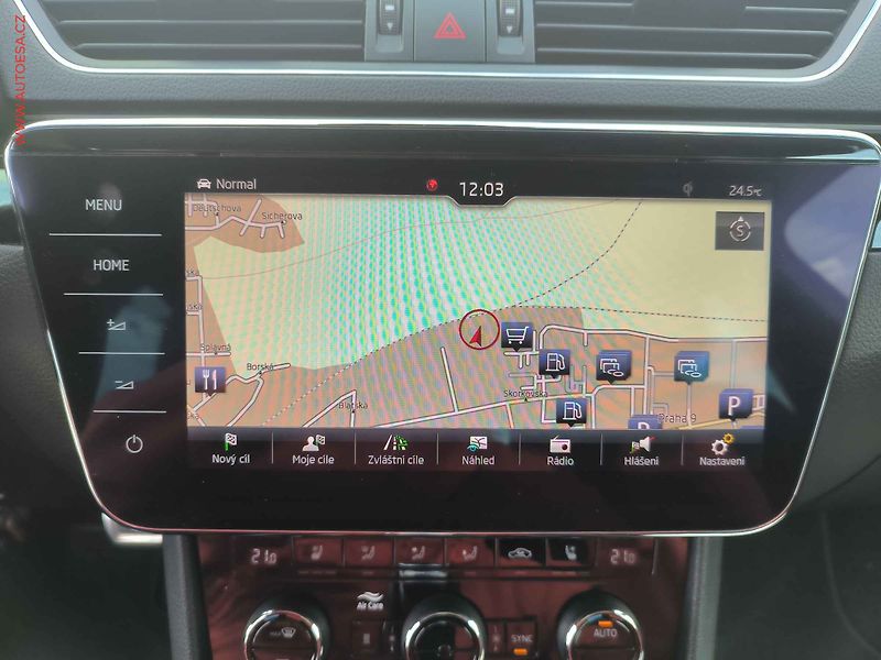 Škoda Superb (2018) 2.0 TSI 4x4, L&K, DSG, TZ - fotka 13 z 32