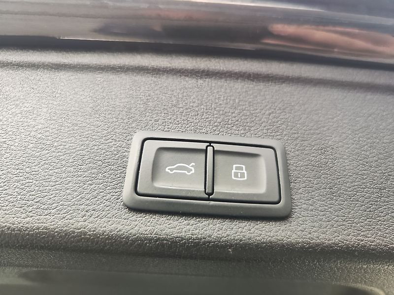 Audi RS 4 2.9 TFSI/331kW RS Dynamic pake - fotka 10 z 41