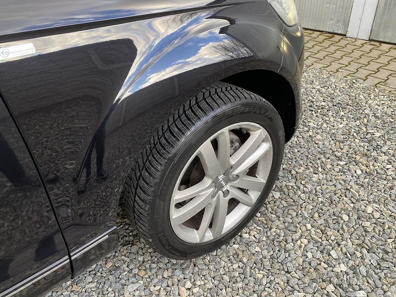 Audi Q7 3.0TDi 4x4 240PS FL 8Q SLINE!! - fotka 63 z 156