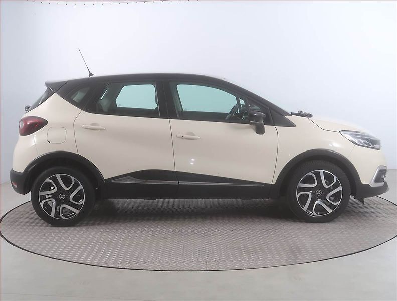 Renault Captur (2019) 1.3 TCe, Serv.kniha, Navi - fotka 6 z 16