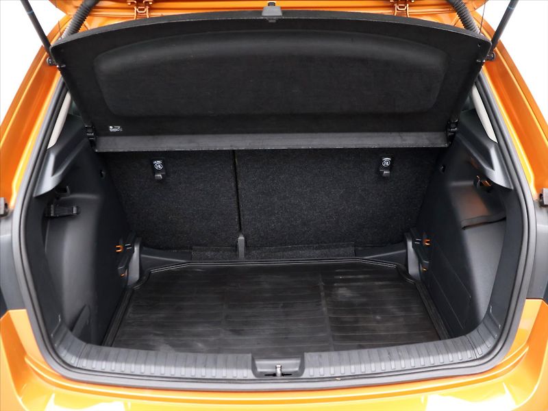 Škoda Fabia 1,0 TSI 81kW CZ Style 2Maj DPH - fotka 10 z 39