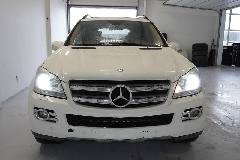 Mercedes-Benz GL 420 CDI 225kW,7MÍST,TOP VÝBAVA - fotka 2 z 32