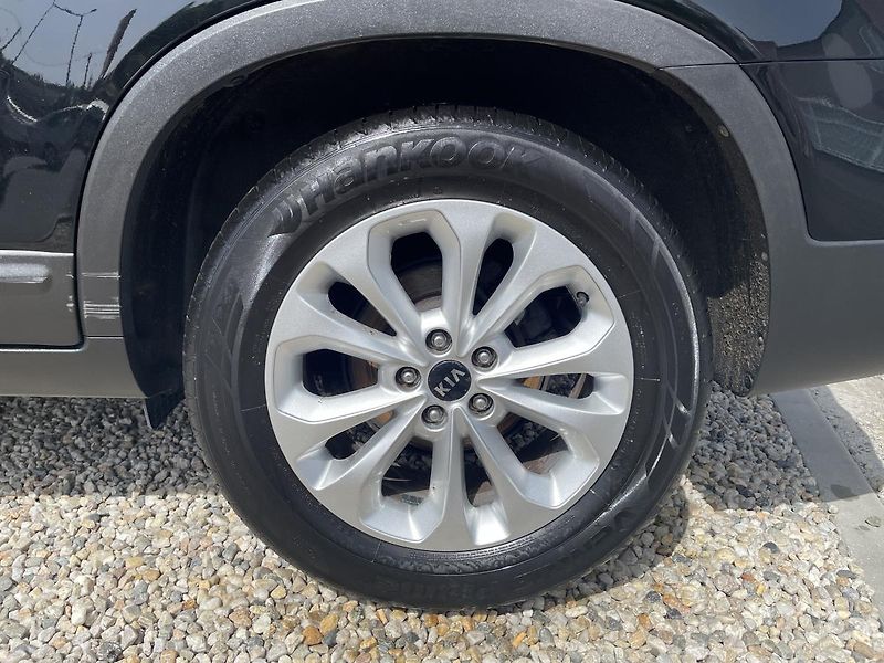 Kia Sorento 2,2 CRDi/145kW 4x4 - Automat - fotka 56 z 64