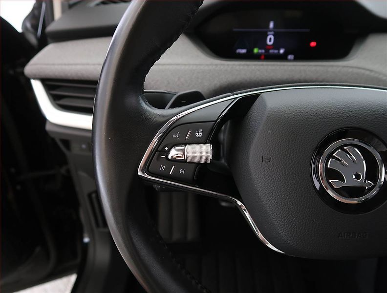 Škoda Enyaq (2022) iV 80 (82 kWh), SoH 92% - fotka 23 z 31