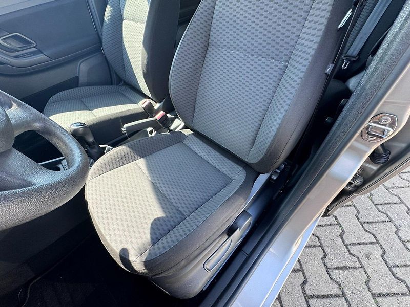 Škoda Fabia (2010) 1,2 TSI 63 KW STK - fotka 23 z 50