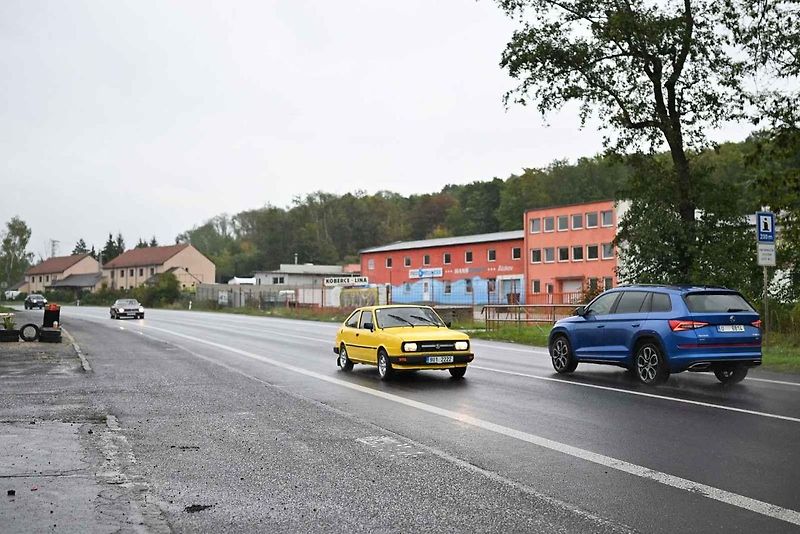 Michal Kerner si během pandemie covid-19 a lockdownů pěkně opravoval trabanta. Dnes spolu s manželkou Lenkou mohou hrdě objíždět srazy veteránů, kde vzbuzují zaslouženou pozornost.