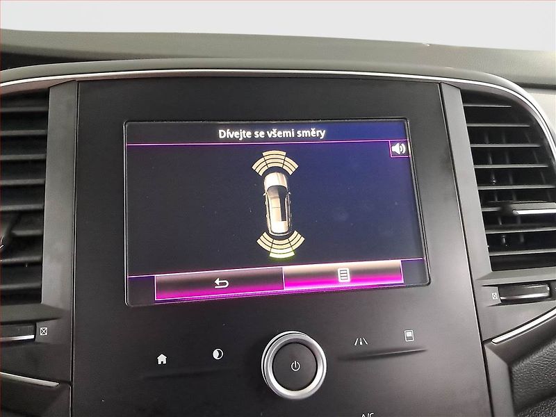 Renault Talisman (2016) 1.6 dCi, Navi, Tempomat - fotka 17 z 22