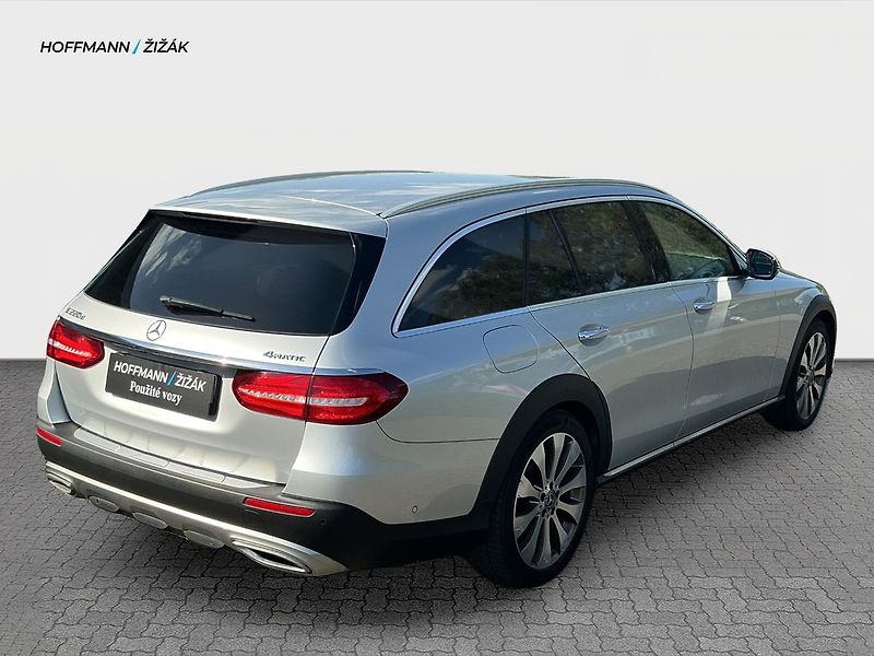 Mercedes-Benz Třídy E ALL TERRAIN 4MATIC - fotka 5 z 24