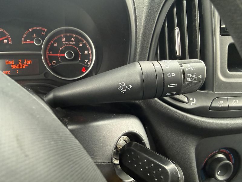 Fiat Dobló 1.3 MTJ Klimatizace - fotka 18 z 21