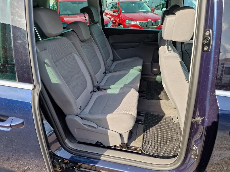 Volkswagen Sharan 2,0TDI 4MOTION 7MÍST WEBASTO  - fotka 11 z 24