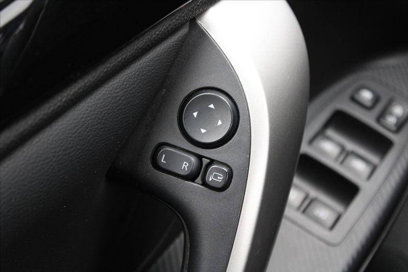 Mitsubishi Eclipse Cross 1,5 T  AUTOMAT,4x4,INSTYLE - fotka 27 z 42