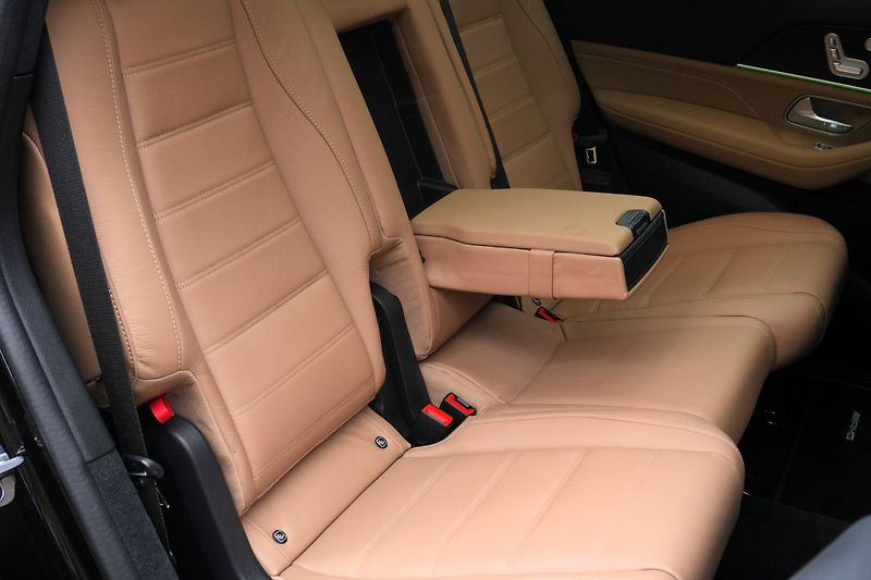 Mercedes-Benz GLS 450d, ČR, Webasto,AMG Premium+ - fotka 32 z 34