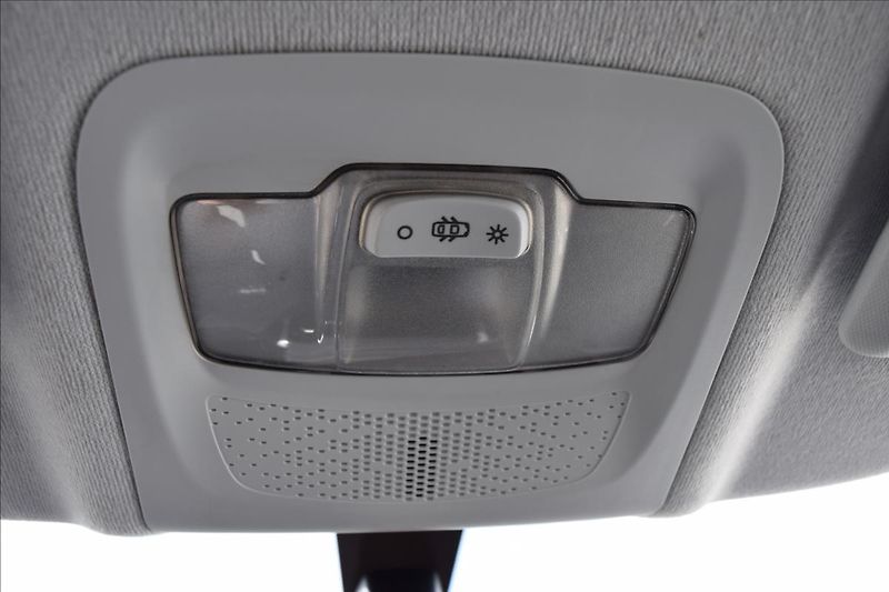 Peugeot 208 1,4 HDi 50KW NÍZKÉ KM KLIMA - fotka 49 z 50