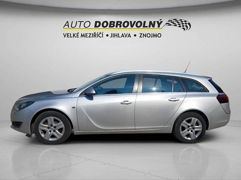 Opel Insignia ST 1.6CDTi MT6 - fotka 3 z 29