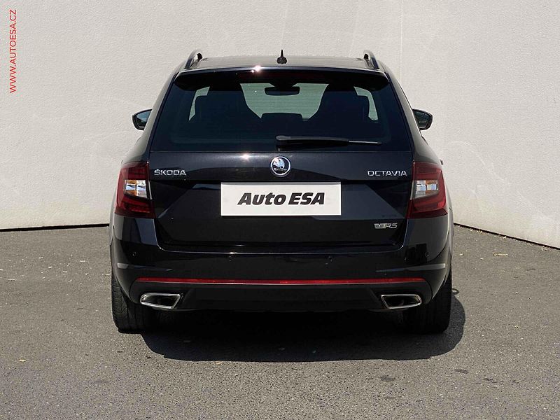 Škoda Octavia (2017) 2.0 TSi, RS, LED, +ALU, panor - fotka 5 z 20