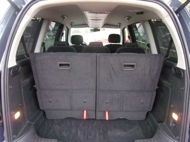 Ford Galaxy (2011) 2,0TDCi AC HF TEMP TAŽNÉ - fotka 13 z 34