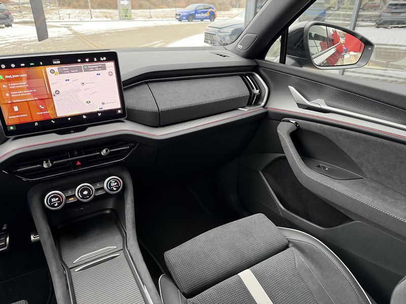 Škoda Kodiaq (2026) 2.0TDI 142kW 4X4 SPORT DCC CZ! - fotka 23 z 46