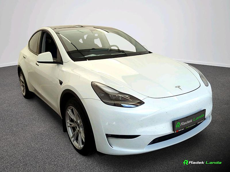 Tesla Model Y (2024) Long Range AWD Berlín | tažné - fotka 1 z 7