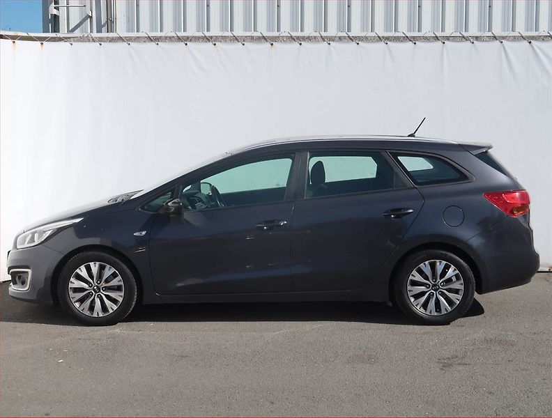 Kia Ceed (2018) 1.6 CRDi, Tempomat - fotka 3 z 17