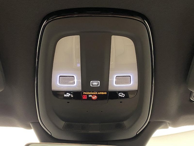 Volvo XC90 B5 AWD BRIGHT PLUS AUT CZ 7m - fotka 32 z 58
