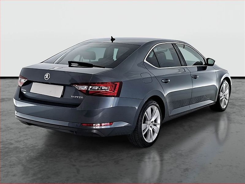 Škoda Superb (2015) 2.0 TDI, Automat, Navi - fotka 5 z 19
