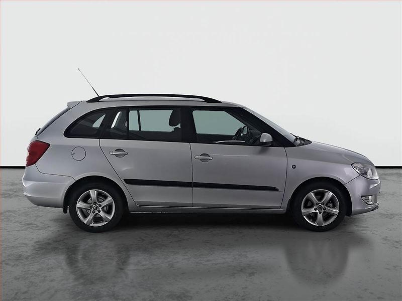Škoda Fabia (2010) Elegance 1.2 TSI, Serv.kniha - fotka 6 z 14