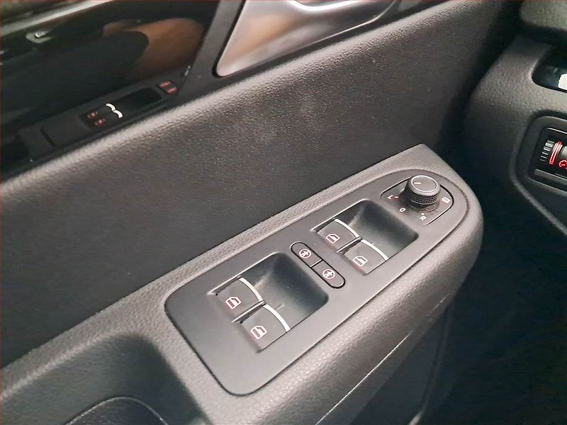 Seat Alhambra (2017) 2.0 TDI - fotka 15 z 17