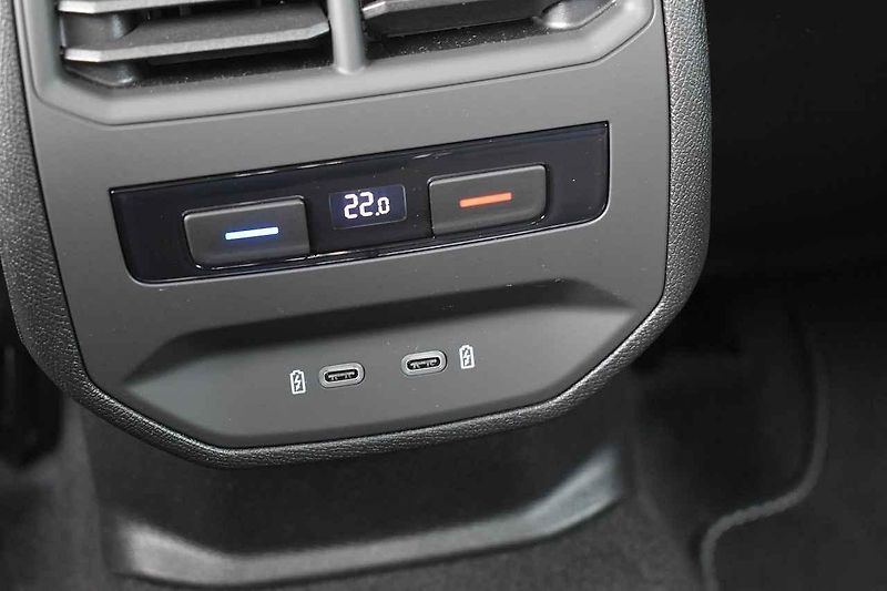 Nový Seat Leon jsme vzali i na silničky v okolí hradu Krakovec