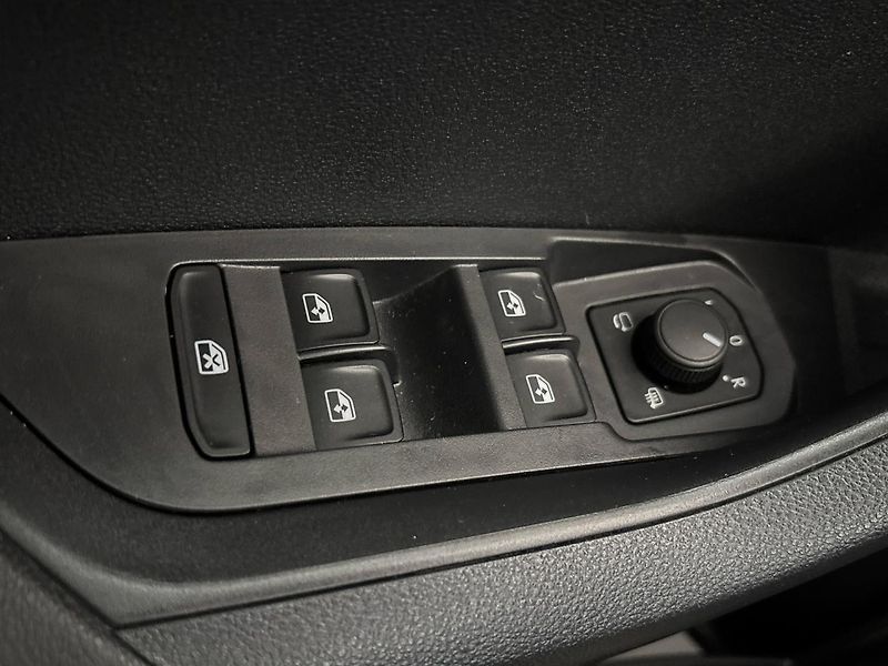 Škoda Karoq Top Selection DSG - fotka 21 z 30