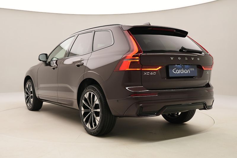 Volvo XC60 (2026) B5 AWD AUT DARK PLUS  - fotka 10 z 62