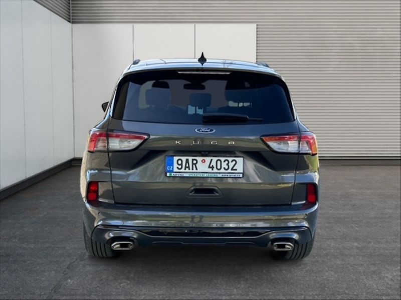 Ford Kuga 1,5 EB 110 ST-Line - fotka 5 z 11