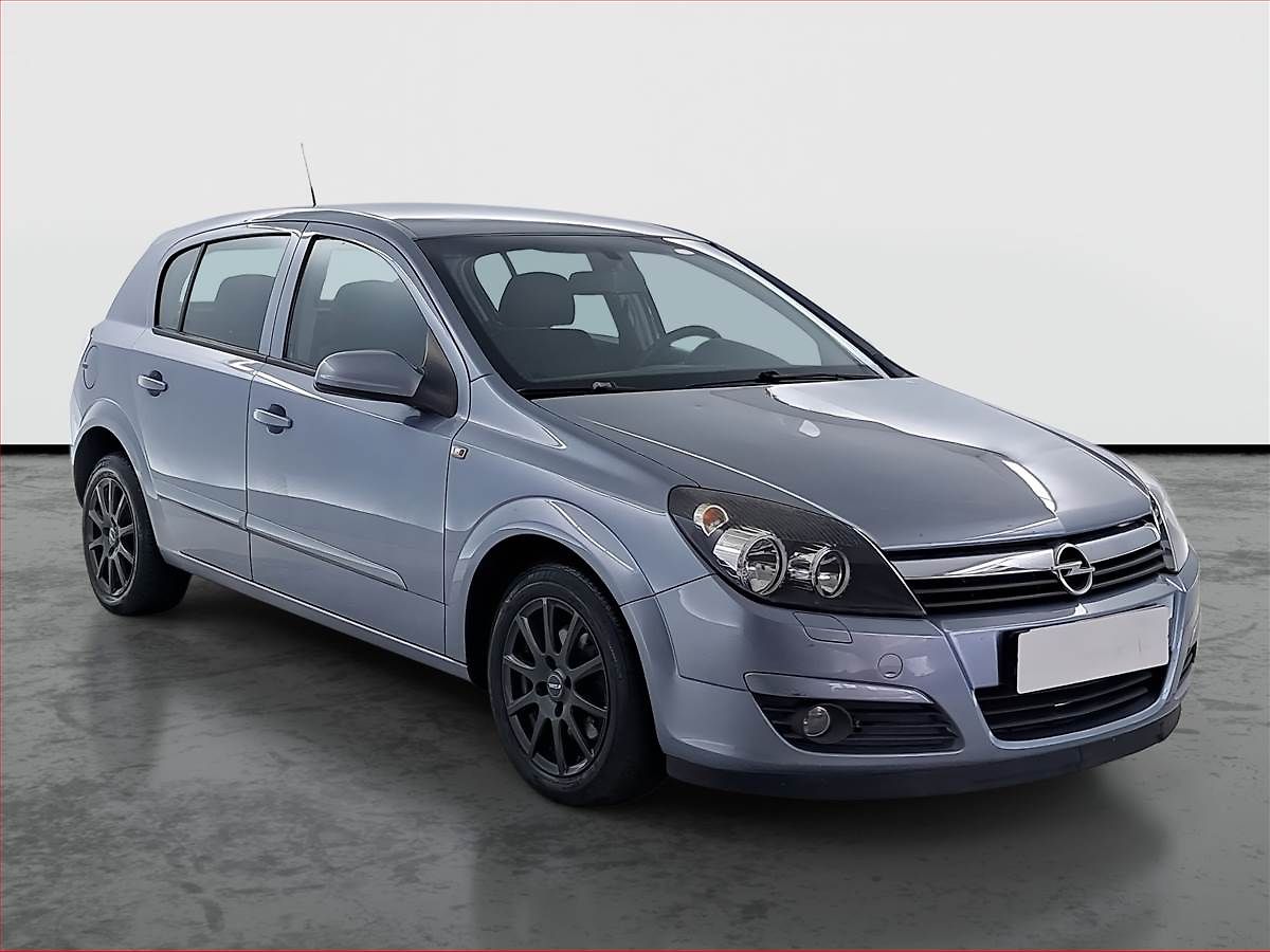 Opel Astra 1.6 16V, rezervace