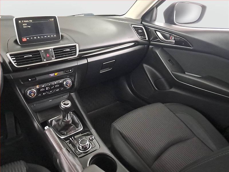 Mazda 3 (2016) 2.0 Skyactiv-G, Navi, Tempomat - fotka 8 z 19