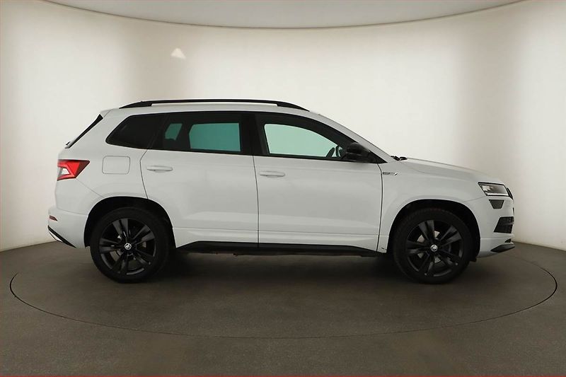 Škoda Karoq (2020) Sportline 1.5 TSI, ČR, AUTOMAT - fotka 6 z 23