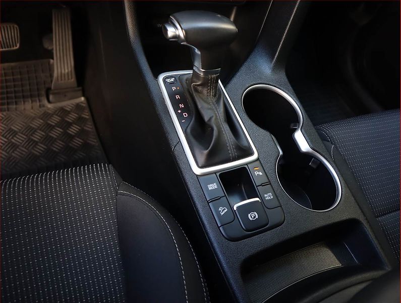Kia Sportage (2021) 1.6 CRDi, Automat, Serv.kniha - fotka 16 z 23
