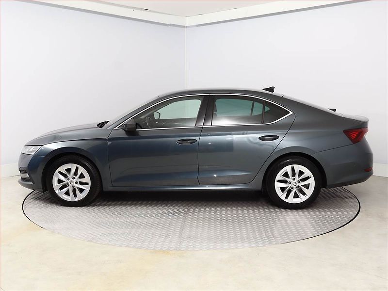 Škoda Octavia (2020) 2.0 TDI, Automat, Serv.kniha - fotka 3 z 20